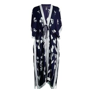 KARL LAGERFELD PARIS
Floral Print